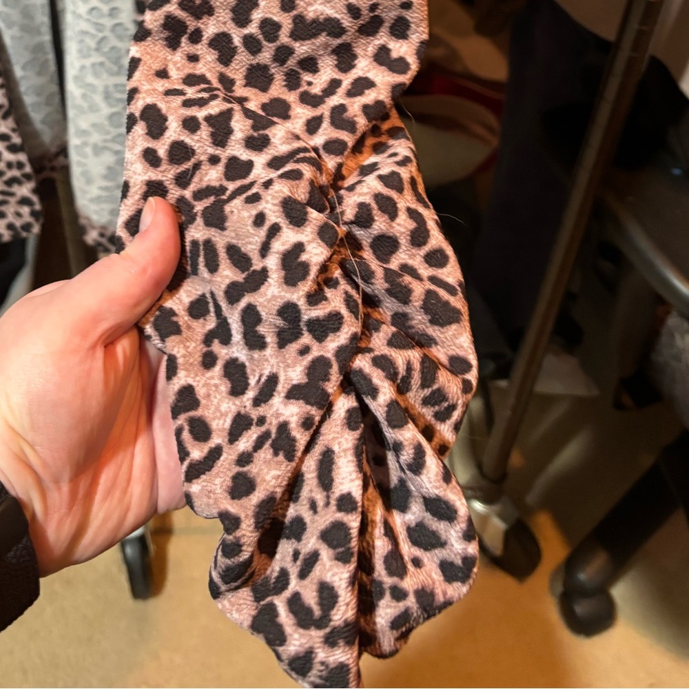 Torrid Leopard Print Office Blazer Cardigan light weight - Picture 5 of 5